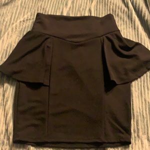Like new Papaya black skirt